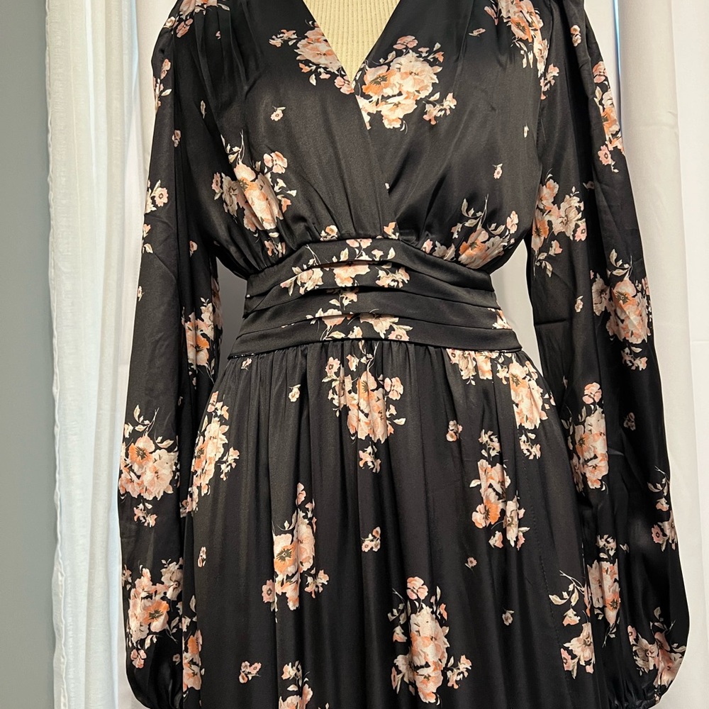 Pinch Women’s Black Satin Smoked Maxi Slit Floral Long Sleeve V Neck Dress Med - Picture 12 of 15